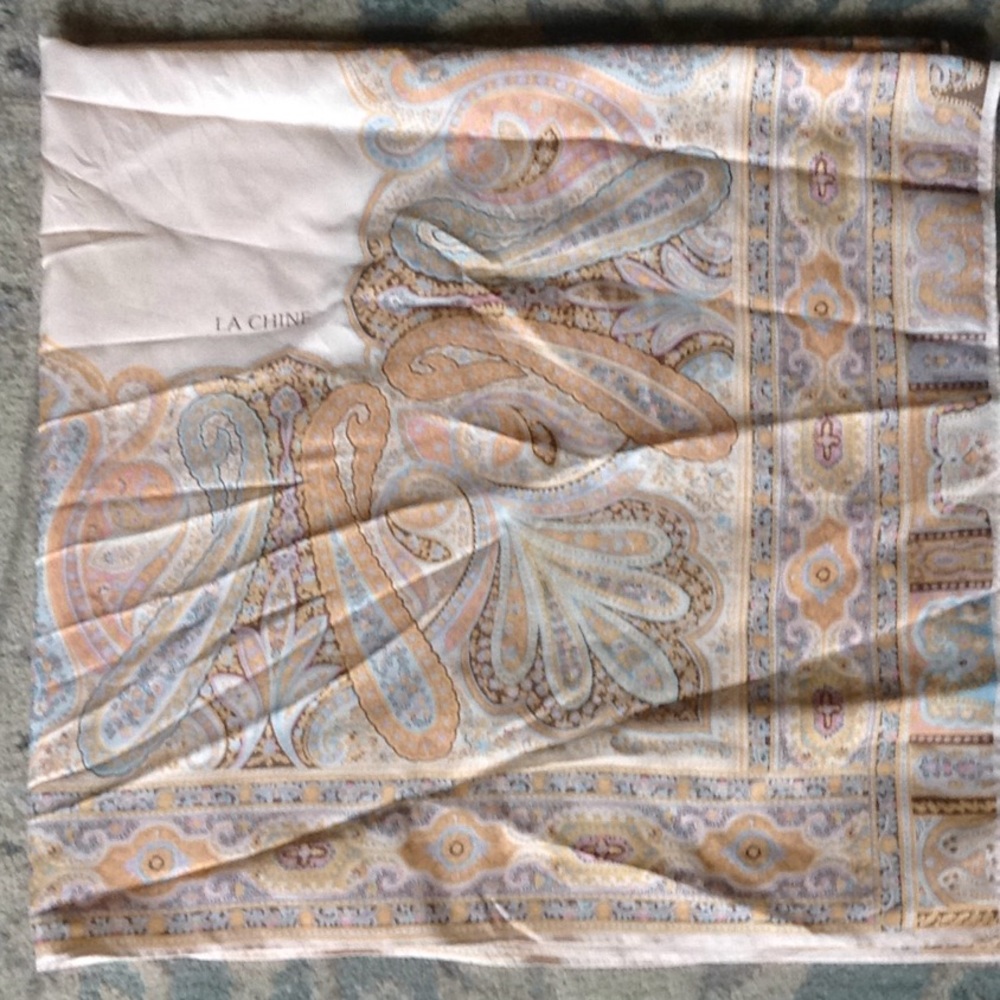 La Chine scarf